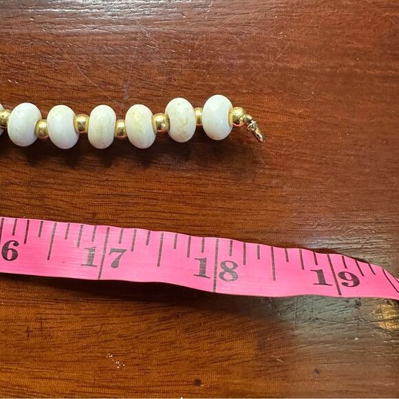 Napier Signed Vintage White Lucite Disc with Gold Spacers Choker Necklace - Picture 9 of 10